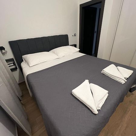 Apartmani Karla Paklenica Starigrad Paklenica Bagian luar foto