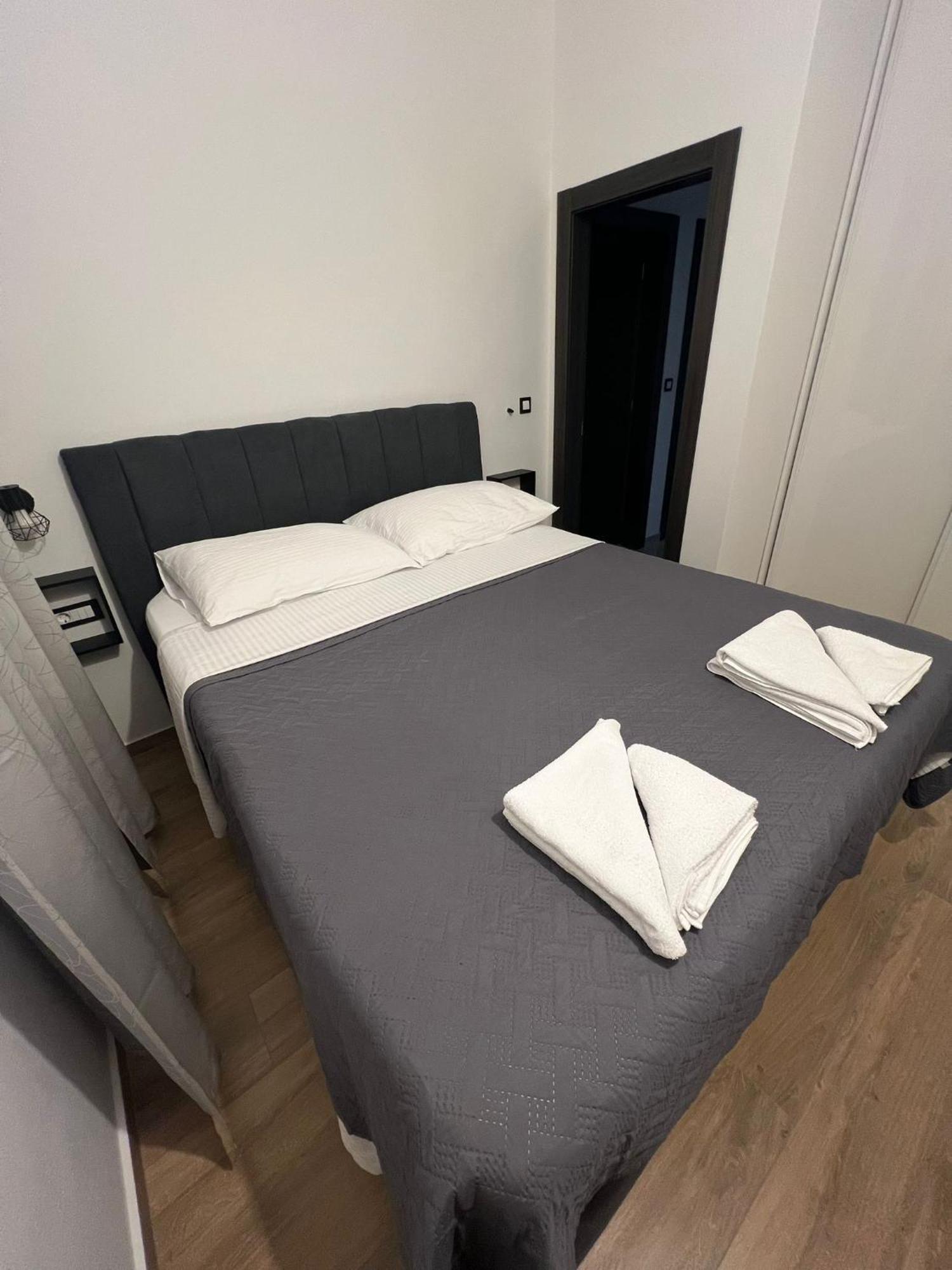 Apartmani Karla Paklenica Starigrad Paklenica Bagian luar foto